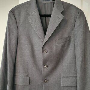 Gently worn men's Size 42 Short Chaps Ralph Lauren sport coat